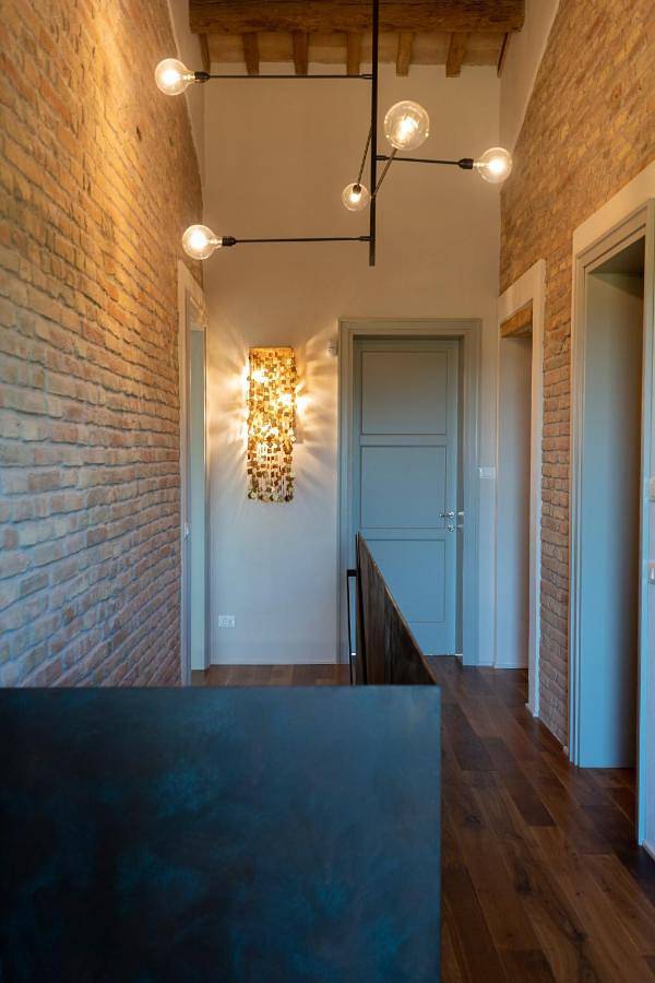 Location de vacances pour 3 personnes, avec piscine ainsi que vue et jardin à Ravenne - 2