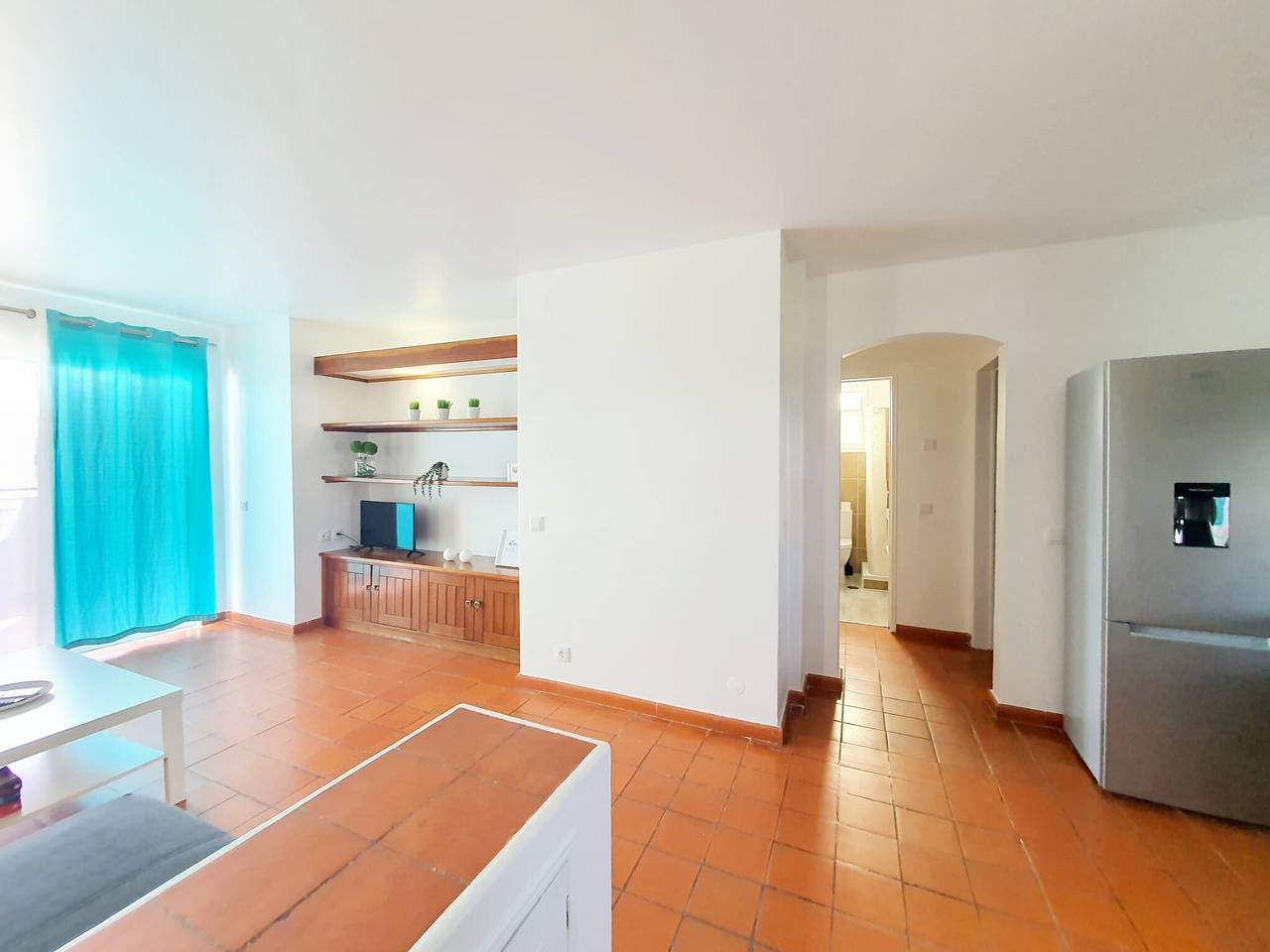 Entire apartment, Apartment 'Moinho  with Pool Access' with Shared Pool, Shared Garden and Air Conditioning in Albufeira, Faro District