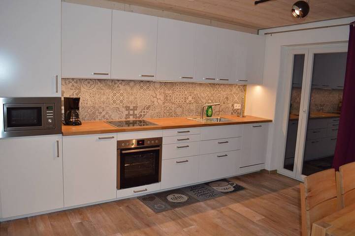 Ferienwohnung für 8 Personen, mit Balkon und Garten in Nordheim am Main
