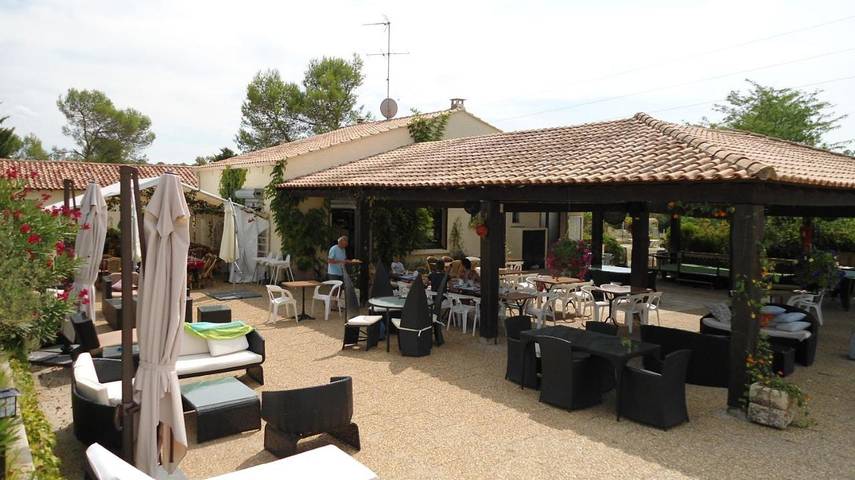 Location de vacances pour 4 personnes, avec piscine et jardin ainsi que vue et bassin pour enfant à Vacquières - 4