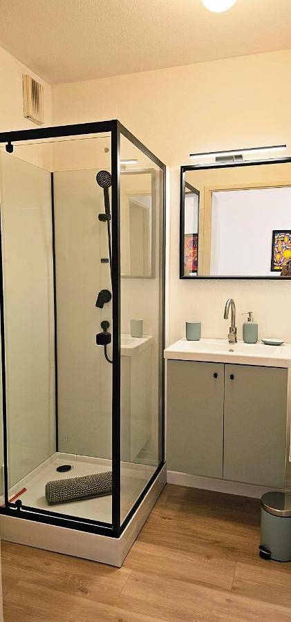 Gîte pour 4 personnes, avec terrasse et piscine dans Golf De La Nivelle - 3