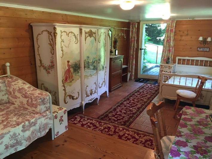 Appartement de vacances pour 3 personnes, avec Terrasse ainsi que Jardin et Vue