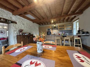 Gîte pour 5 Personnes dans Saint-Bonnet-de-Rochefort, Région de Vichy, Photo 1