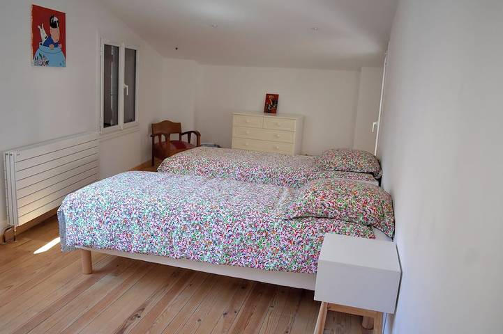 Location de vacances pour 10 personnes, avec piscine ainsi que jardin et balcon, animaux acceptés à Ampus - 3