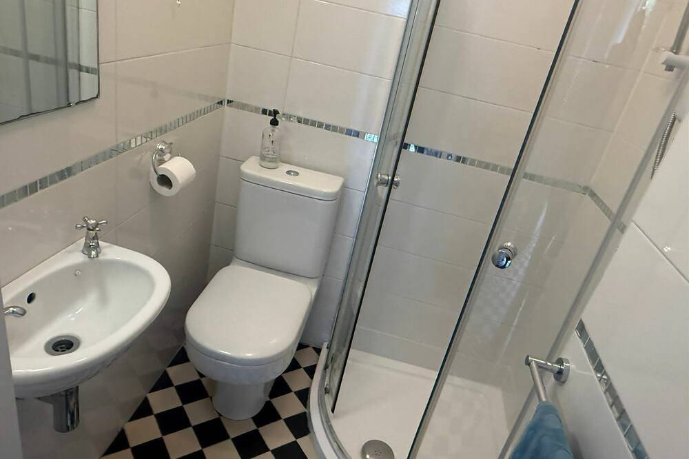 Bright 2Bdr Home in Blackrock Cork in Cork, Munster