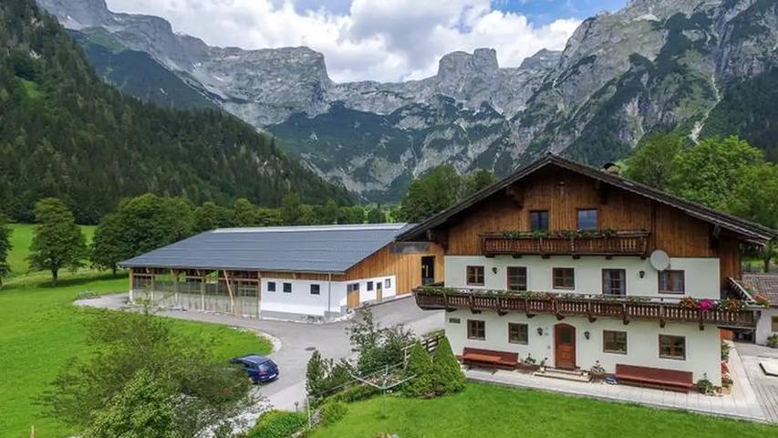 Ferienwohnung für 2 Personen, mit Garten und Balkon sowie Sauna, mit Haustier
