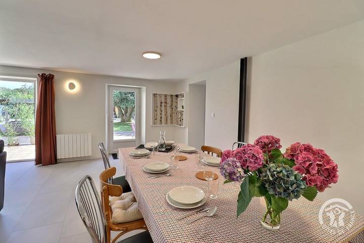 Gîte pour 6 personnes, avec terrasse et jardin à Redon - 2