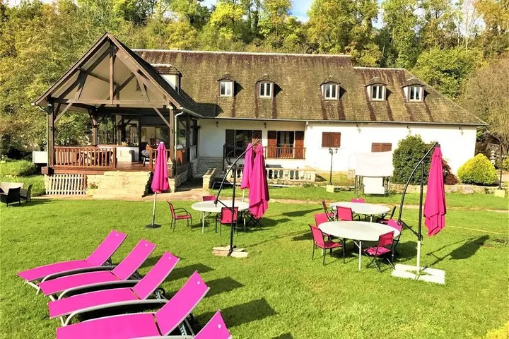 Maison de vacances pour 18 personnes, avec vue et vue sur le lac ainsi que piscine et jardin, animaux acceptés - 1
