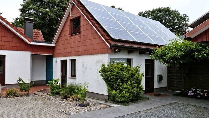 Ferienwohnung für 4 Personen, mit Terrasse und Garten in Schafflund
