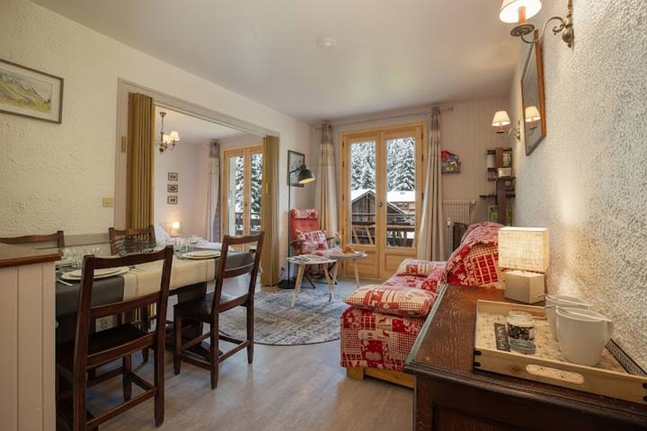 Chalet for 4 people, with balcony and pool in Chamonix-Mont-Blanc