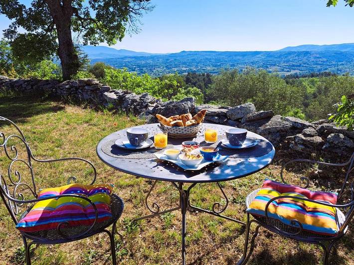 Maison d’hôte pour 2 personnes, avec Terrasse ainsi que Jardin et Vue dans le Luberon
