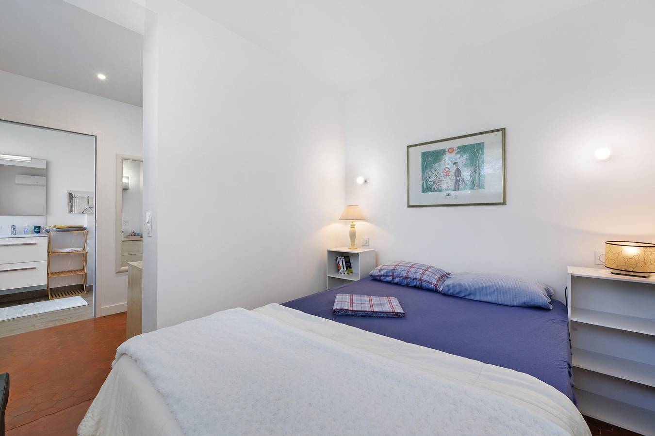 Gästezimmer Sous le Pin „Zimmer 4“ mit gemeinsamer Terrasse, Wlan und Klimaanlage in Olonne-sur-Mer, Les Sables-d'Olonne