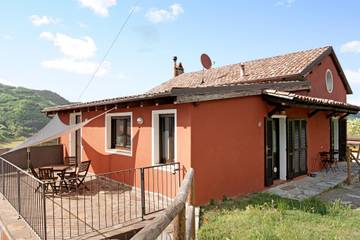 Agriturismo per 2 Persone in Vesime, Langhe, Foto 2