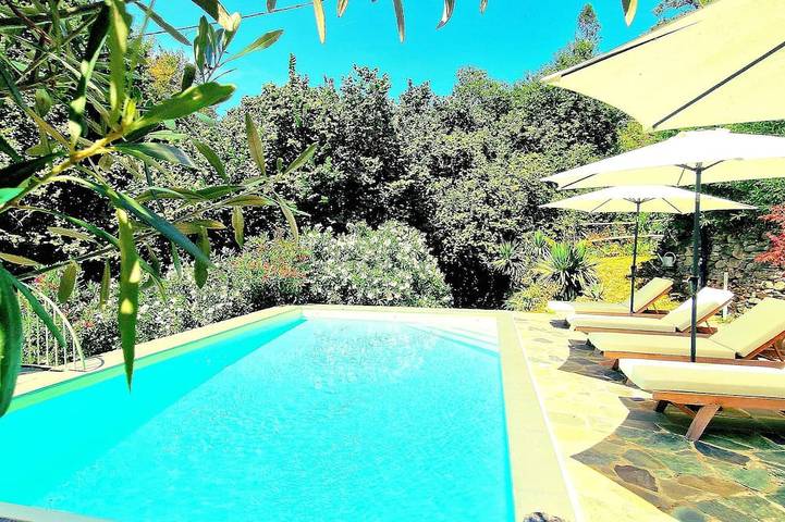 Gîte pour 2 personnes, avec Terrasse ainsi que Jardin et Piscine à Ortiporio