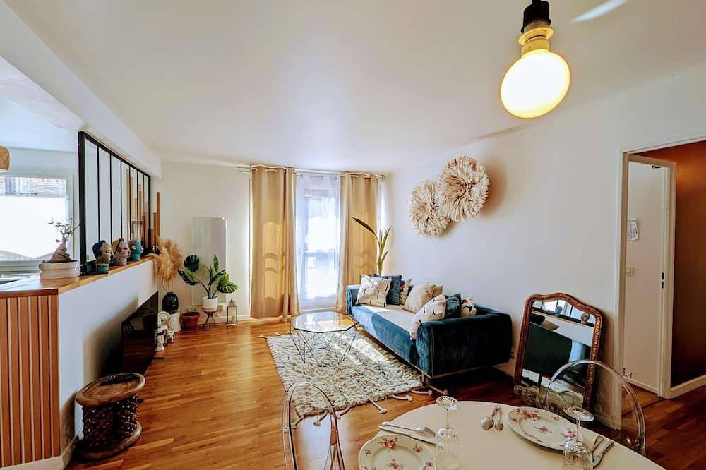 Entire apartment, Chic and comfortable apartment with parking in Asnières-sur-Seine, Hauts-de-Seine