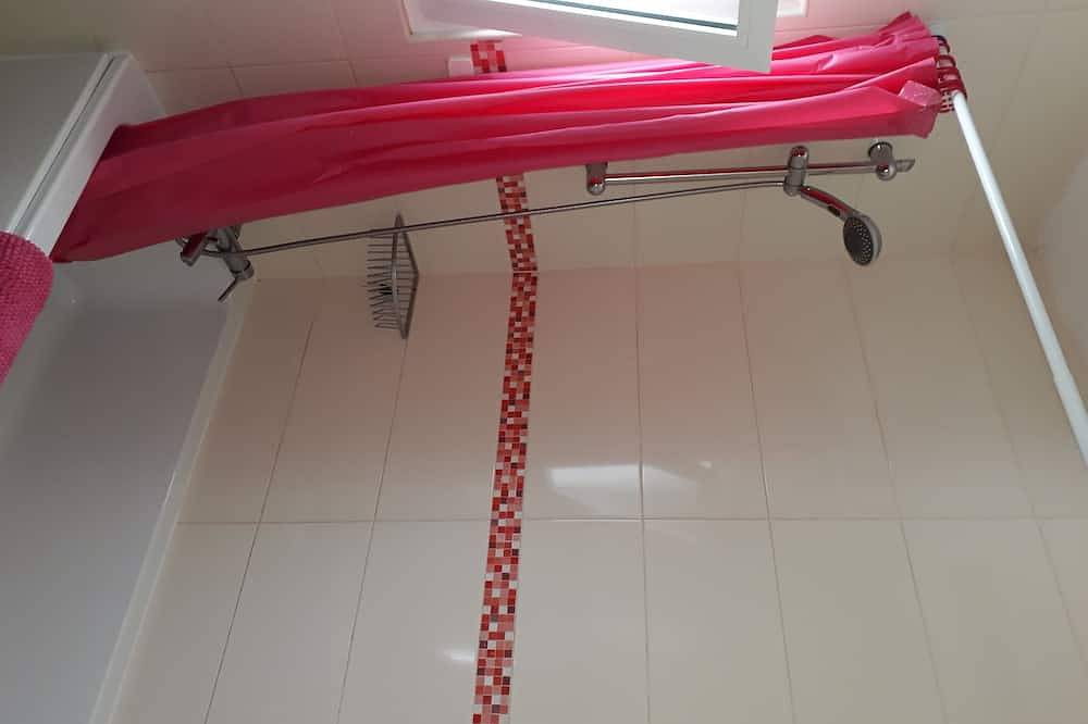 Ganze Wohnung, Liebe 2-Bett-Wohnung. 4 Personen mit Wlan, Sat-Tv und Pool. in Toscamar, Jávea