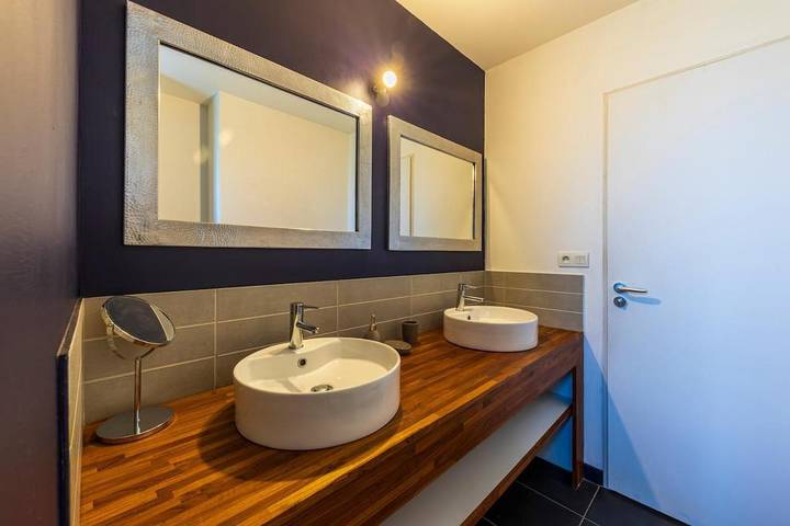 Location de vacances pour 6 personnes, avec terrasse, animaux acceptés à Plogastel-Saint-Germain - 4