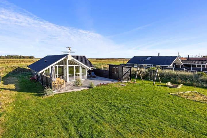 Villa für 5 Personen, mit Garten und Whirlpool sowie Sauna und Terrasse - 1