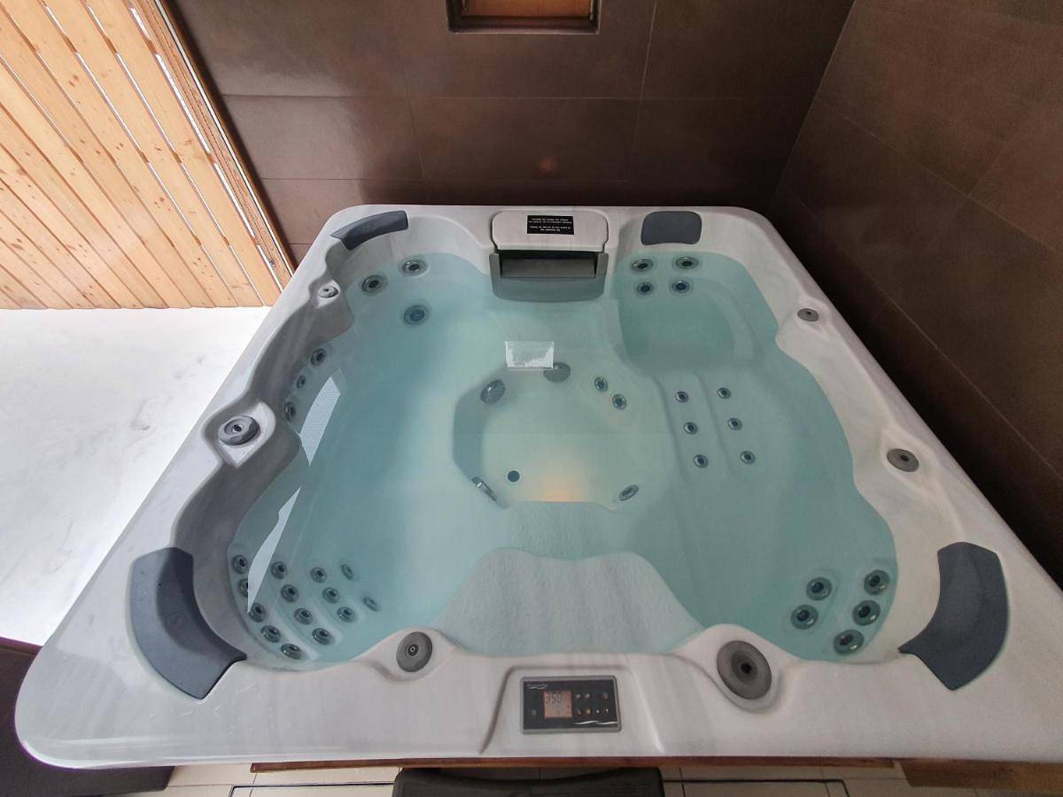 Cały apartament, Osada Osjaków in Województwo łódzkie