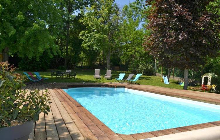 Location de vacances pour 6 personnes, avec jardin ainsi que piscine et terrasse à Vendeuvre-sur-Barse - 3