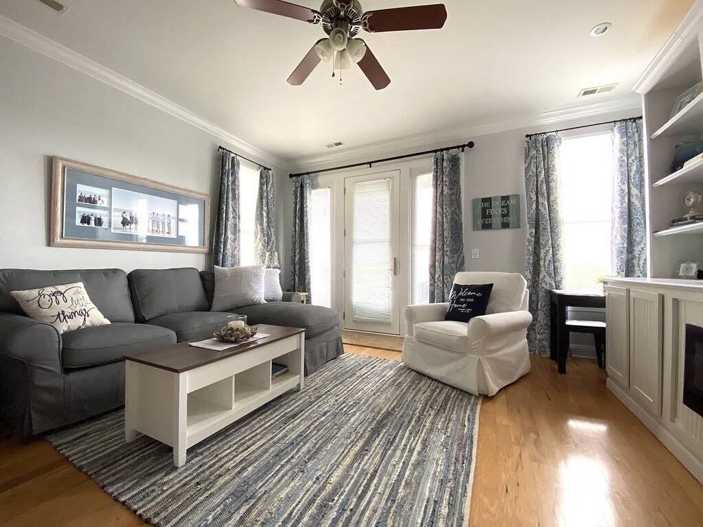 Atemberaubende Ton Lage - nur wenige Schritte vom Strand in Surf City, Topsail Island