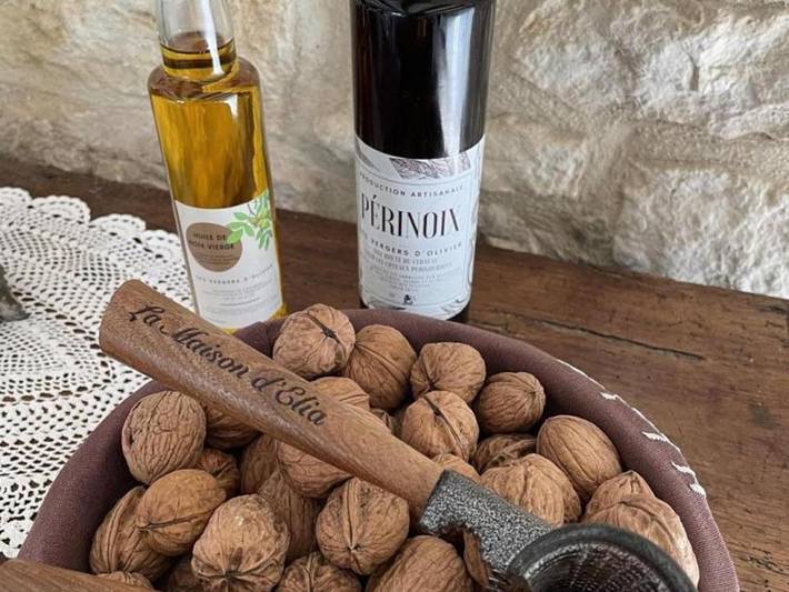 Location de vacances pour 7 personnes, avec jardin et terrasse à Jayac - 2