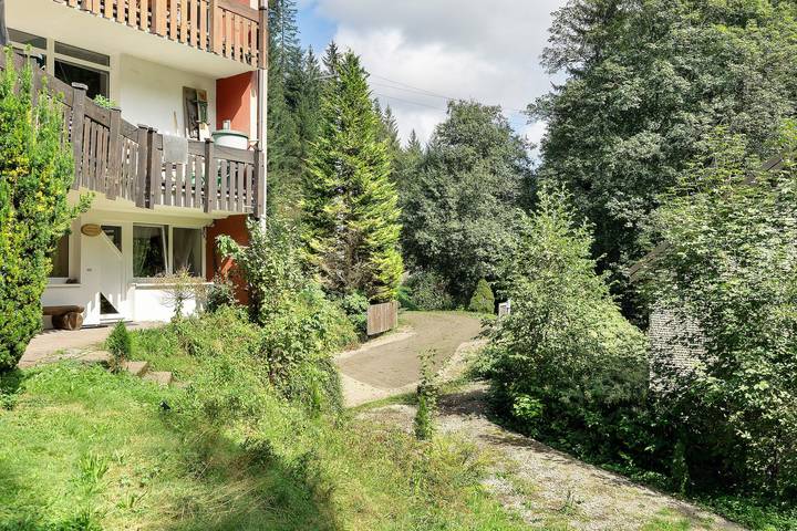 Ganze Wohnung, Ferienwohnung 'Villa Eichwald' mit Gemeinschaftsgarten, Balkon und Wi-Fi in Freudenstadt, Mittlerer Schwarzwald