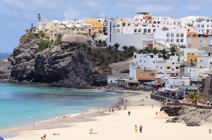 Apartamento entero, Apartamento "El Carmen 5" con vistas al mar y Wi-Fi in Playa Morro Jable, Pájara