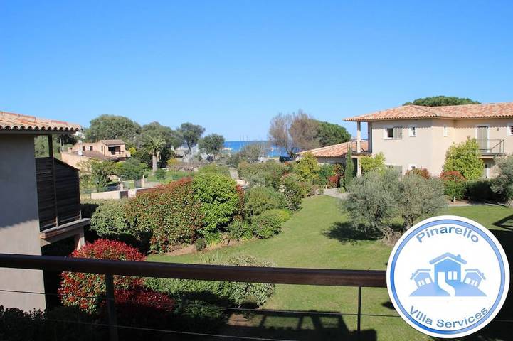 Appartement de vacances pour 6 personnes, avec balcon et jardin