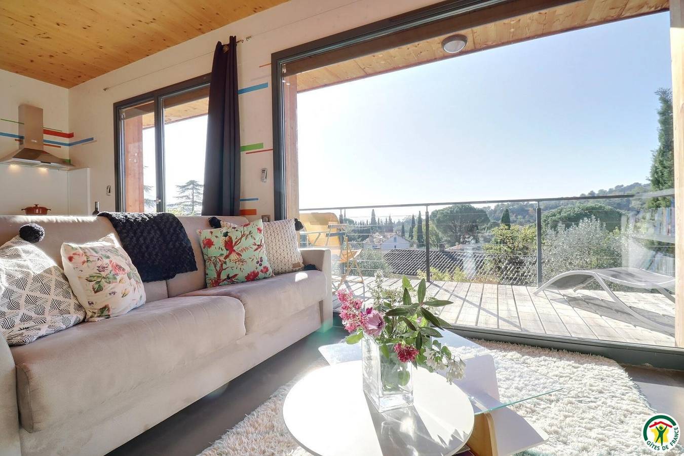 Gîte für 2 Personen mit Terrasse in Nyons, Nyons und Umgebung