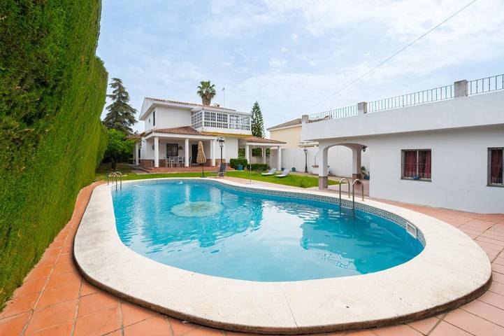 Casa rural para 10 personas, con Balcón y Terraza además de Jardín y Piscina en Salteras - 2