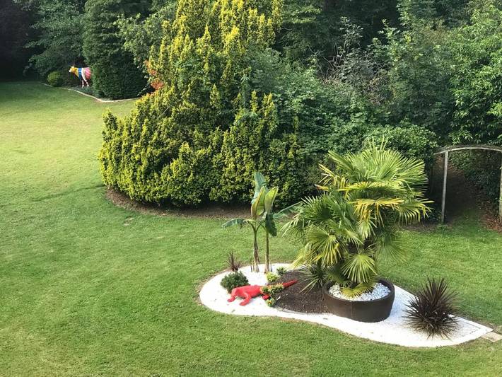 Location de vacances pour 22 personnes, avec Balcon et Jacuzzi ainsi que Terrasse et Vue à Saint-Pavace - 2