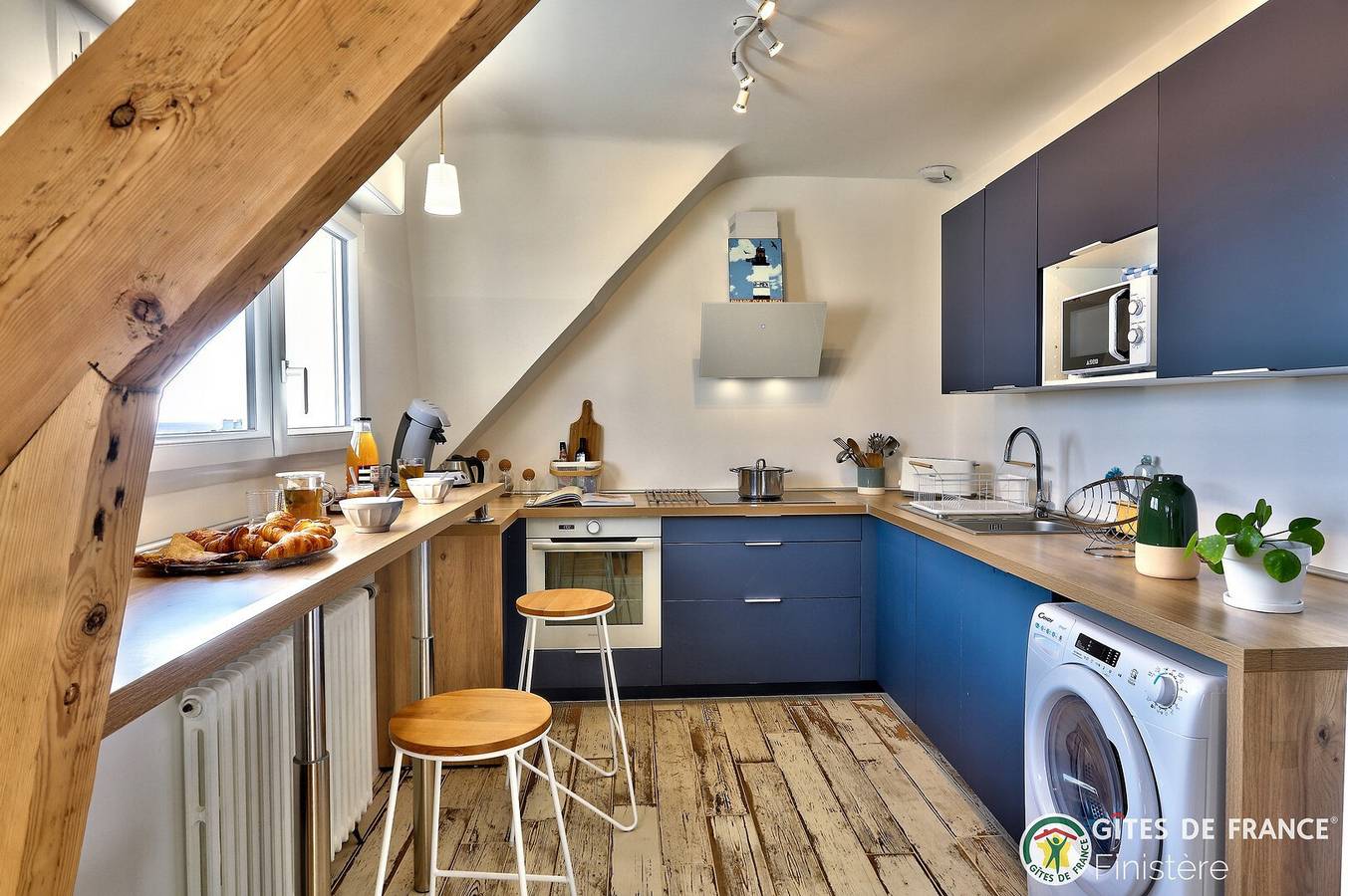 Gîte du menhir in Plozévet, Côte de Cornouaille