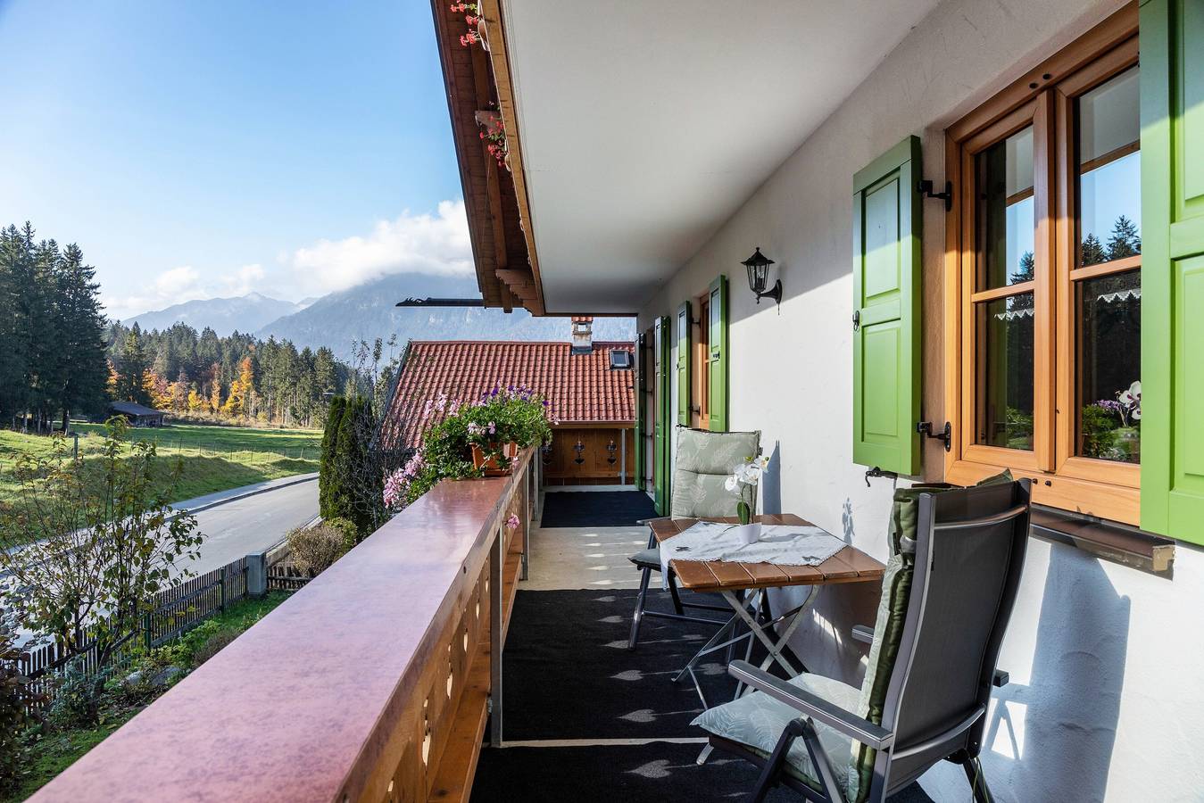 Ganze Wohnung, Apartment 'Maria Grasegger' mit Bergblick, Balkon und Wlan in Grainau, Eibsee