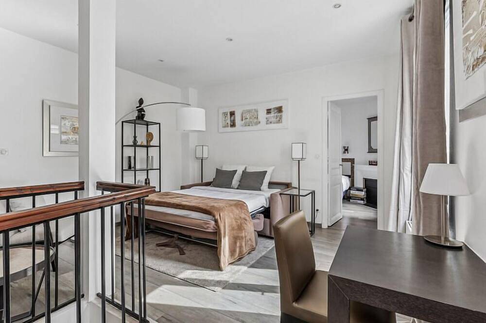 Apartamento entero, Apartamento-Baño privado-Vista al Jardín in Bagnolet, Sena-Saint Denis