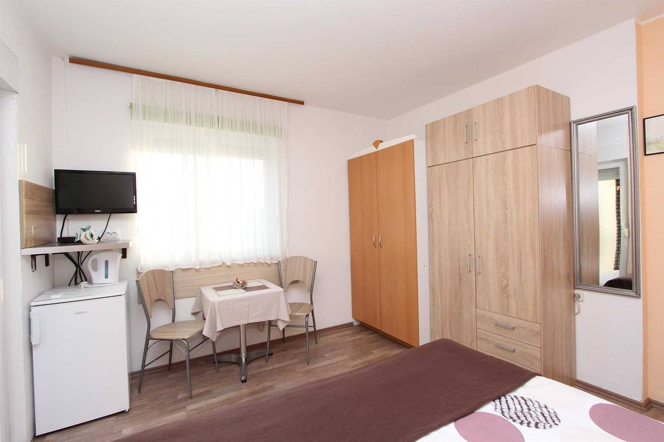 Studio entier, Eva Double Room with Kitchenette and Sea View 1 in Rovinj, Région de Rovinj