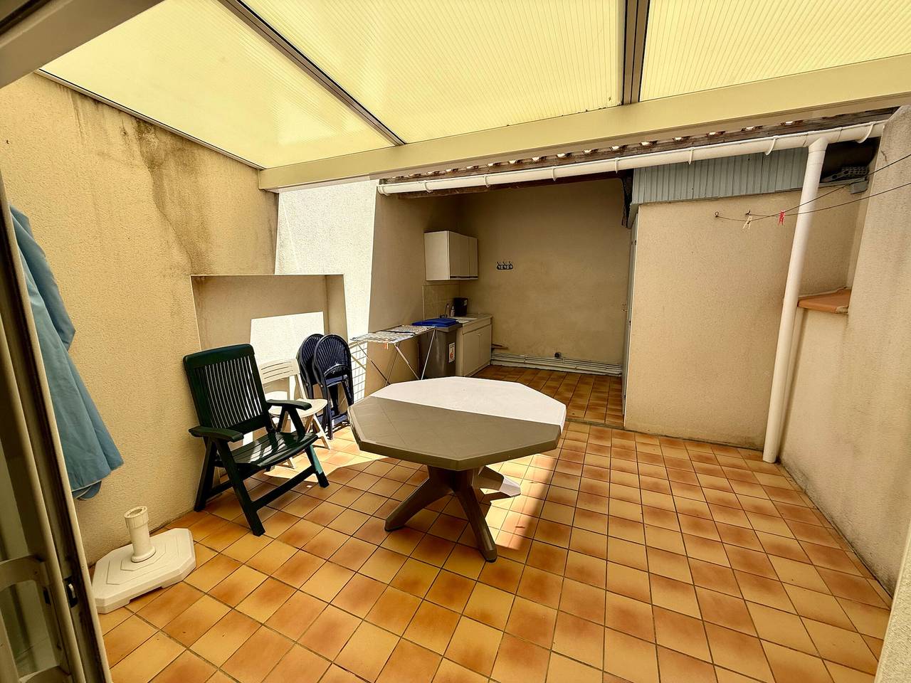 Charming 2Br House with Courtyard, 300m to Beach, 150m to Shops - Les Sables-d'Olonne in Les Sables-d'Olonne, Vendée