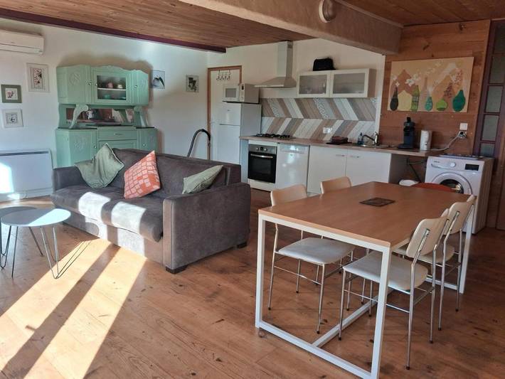 Gîte pour 5 personnes, avec Terrasse ainsi que Jardin et Piscine à Cadalen - 4
