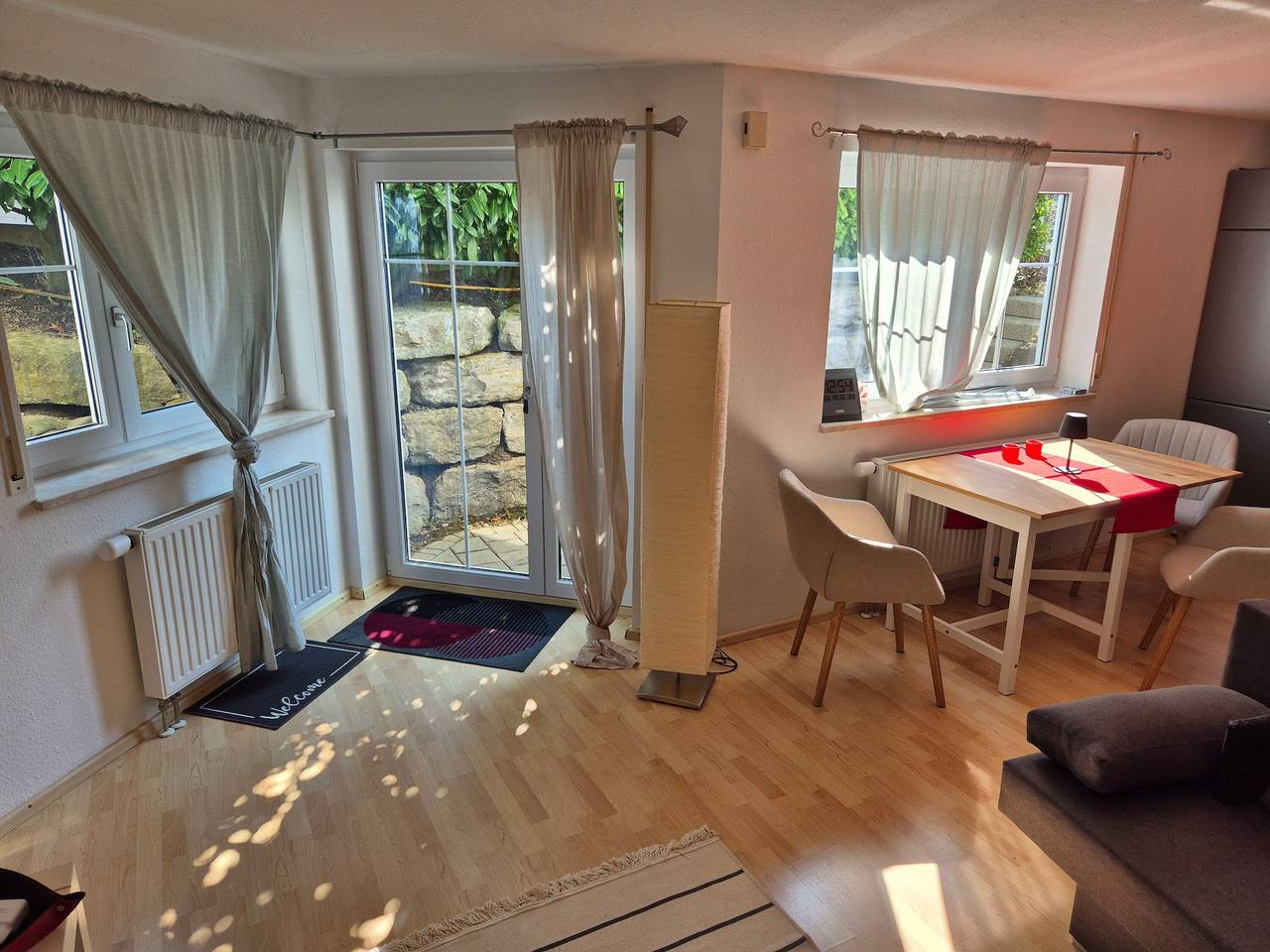 Ganze Wohnung, Apartment „Kornblume“ mit privater Terrasse und Wlan in Bodman-Ludwigshafen, Obersee (Bodensee)