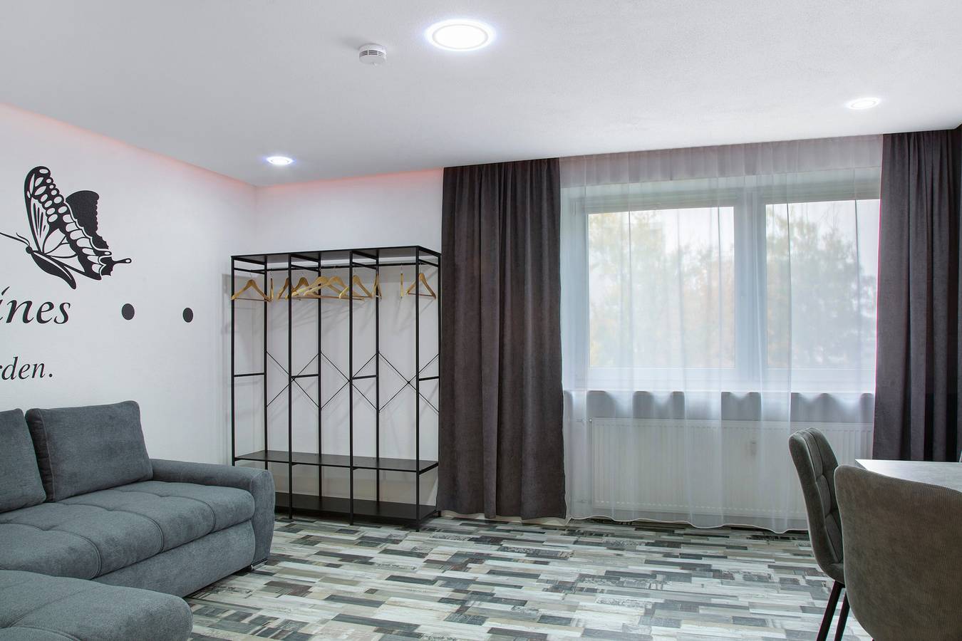 Ολόκληρο το διαμέρισμα, Apartment 'Neuburg 8 - New' with Balcony and Wi-Fi in Neuburg an der Donau, Romantische Straße