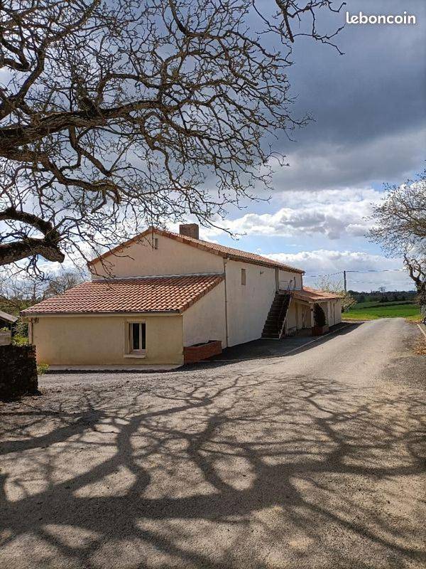 Location de vacances pour 10 personnes, avec jardin dans Beaupréau-en-Mauges - 3