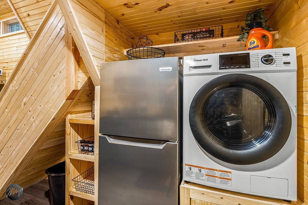 The Drop Inn: Trailside Tiny Home in the Heart of Bentonville in Bentonville, Ozark Mountains