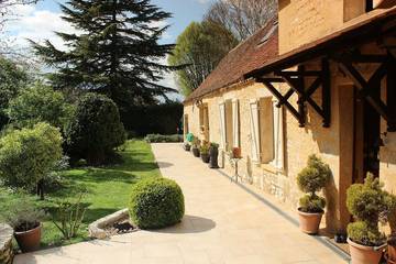 Location de vacances pour 2 personnes, avec jardin à Gardonne