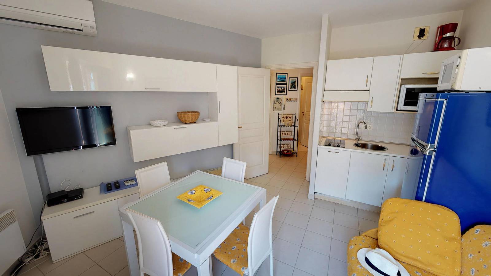 Appartamento intero, Giotto - Bel bilocale in pieno centro con balcone e parcheggio in Mentone, Nizza e dintorni