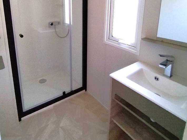 Camping pour 4 personnes, avec bassin pour enfant dans Fontenay-le-Comte - 4