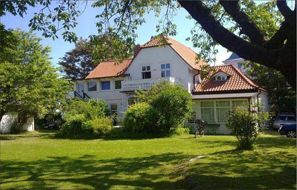 Ferienhaus mit Meerblick für 6 Personen, mit Balkon und Ausblick sowie Garten und Sauna in Göhren - 4