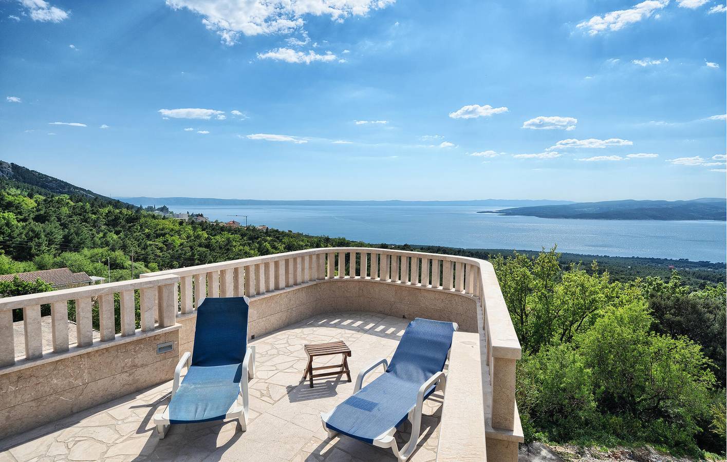 Ganze Ferienwohnung, Gemütliches Apartment mit Pool und Terrasse in Baska Voda, Makarska Riviera