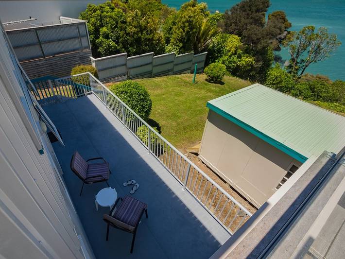 Holiday rental for 11 people, with balcony and garden in Kaiteriteri