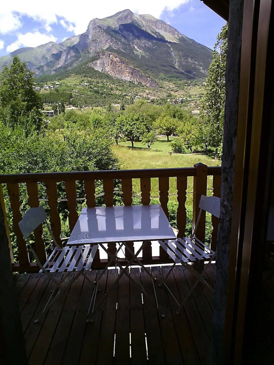 Appartement entier, Appartement confortable à Châteauroux-les-Alpes, 65 m² in Châteauroux-les-Alpes, Parc national des Écrins