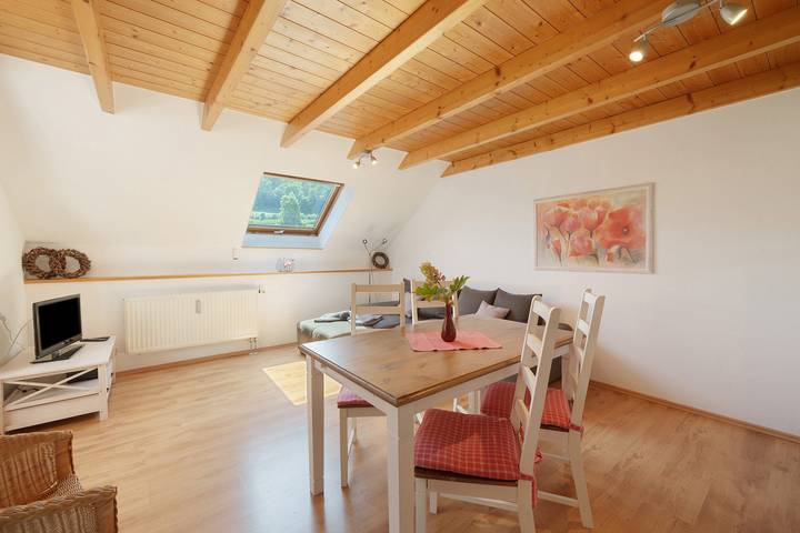 Ferienwohnung für 5 Personen, mit Garten - 1